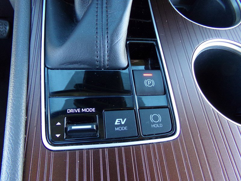 Used 2022 Toyota Sienna XLE image 19