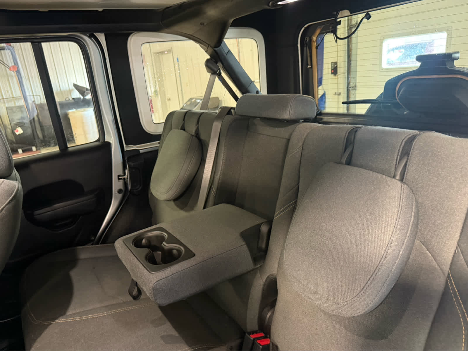 Used 2024 Jeep Wrangler Sport S w/ Convenience Group image 18