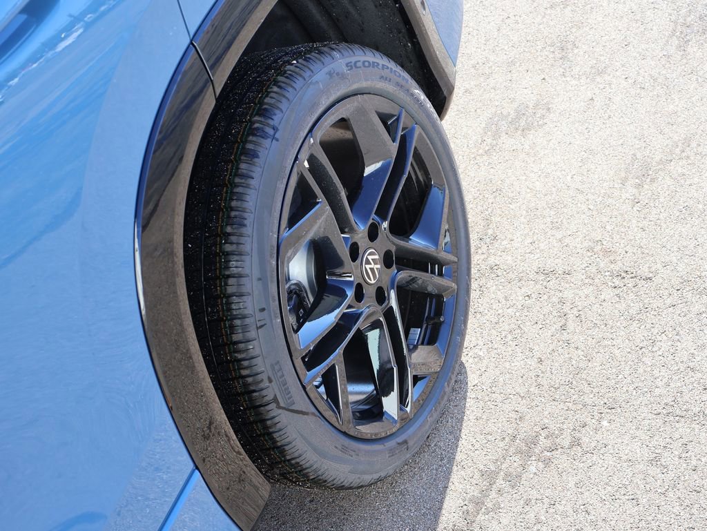 New 2026 Volkswagen Tiguan SE R-Line image 41