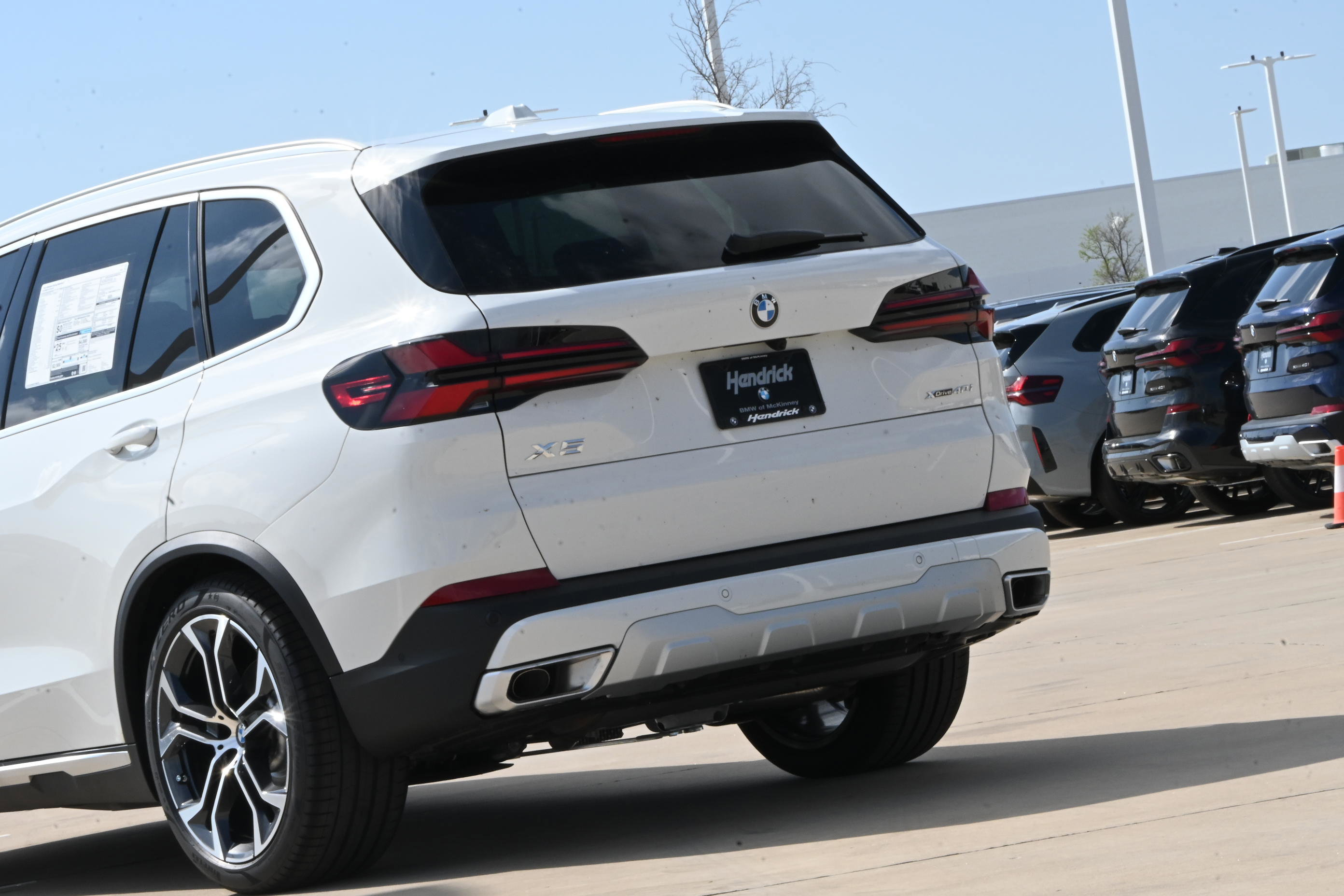 New 2026 BMW X5 xDrive40i AWD/4WD image 6