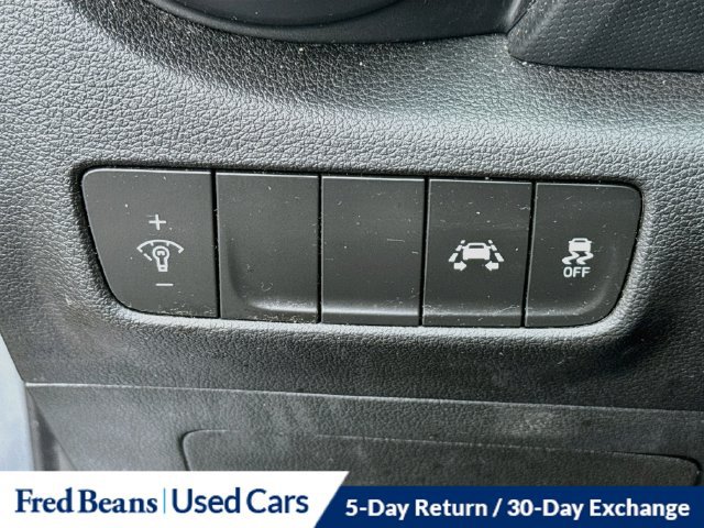 Used 2021 Hyundai Kona SE FWD image 12