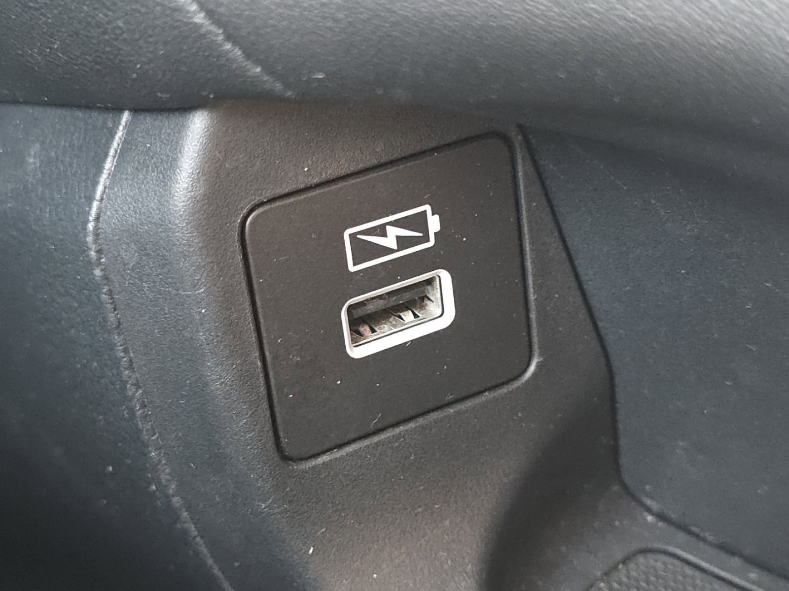 Certified 2023 Honda HR-V LX image 6