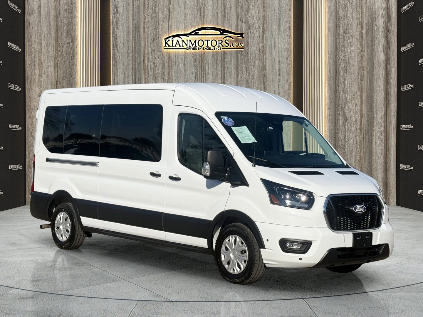 Used 2026 Ford Transit 350 XLT image 1