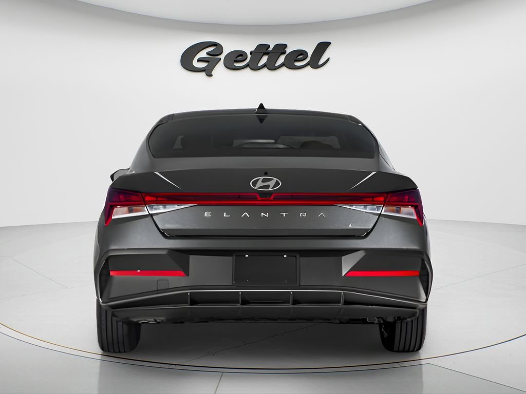 New 2026 Hyundai Elantra Blue image 5