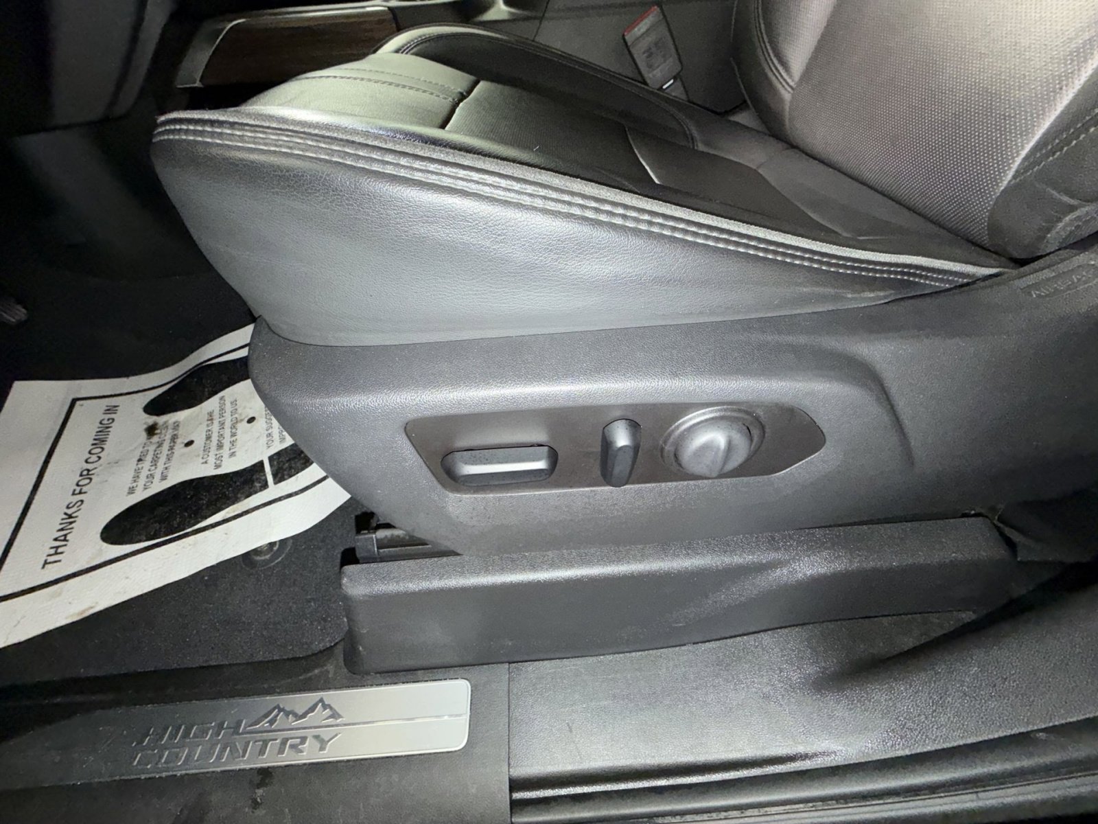 Used 2020 Chevrolet Silverado 1500 High Country w/ Technology Package image 14