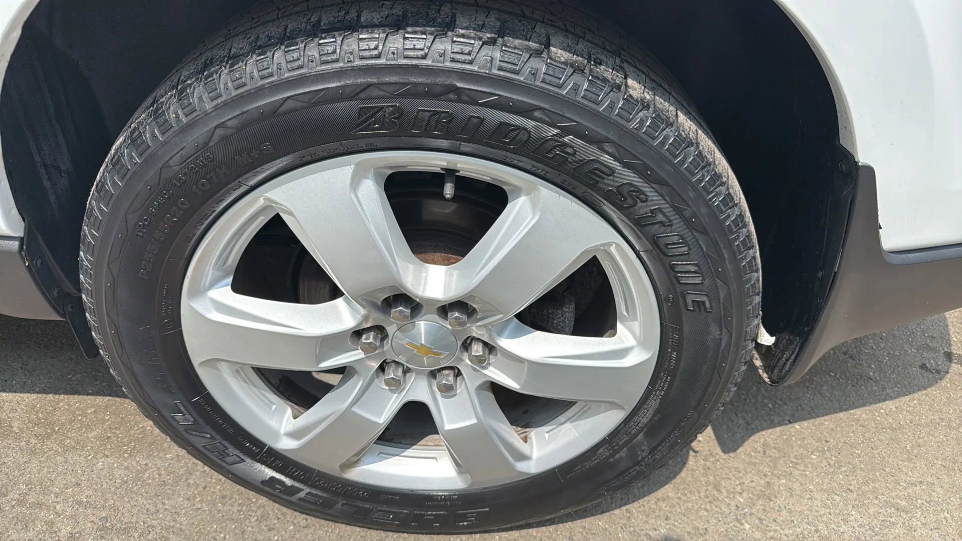 Used 2017 Chevrolet Traverse LT w/ Style and Technology Package image 9