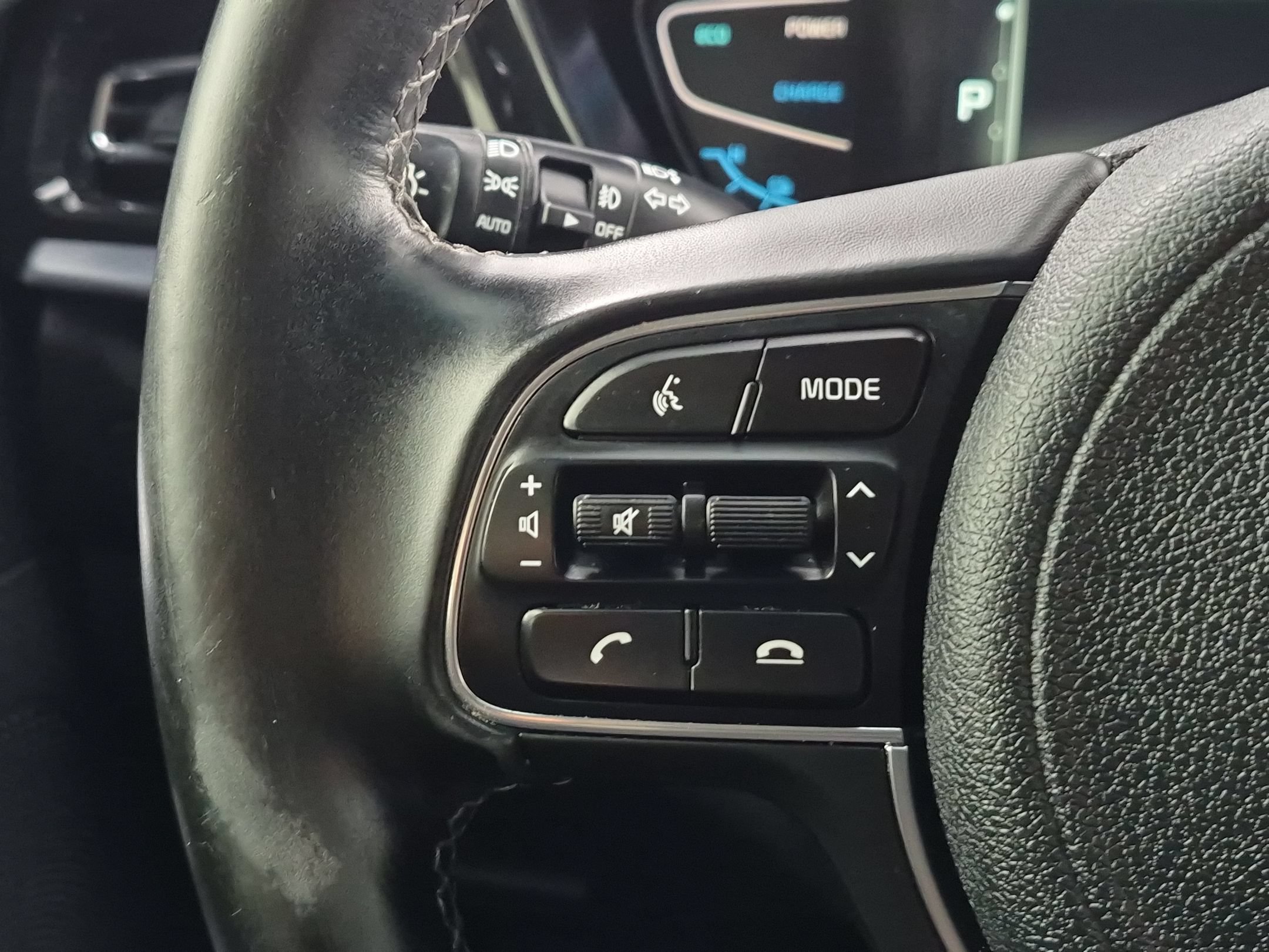 Used 2022 Kia Niro EX Premium FWD image 17