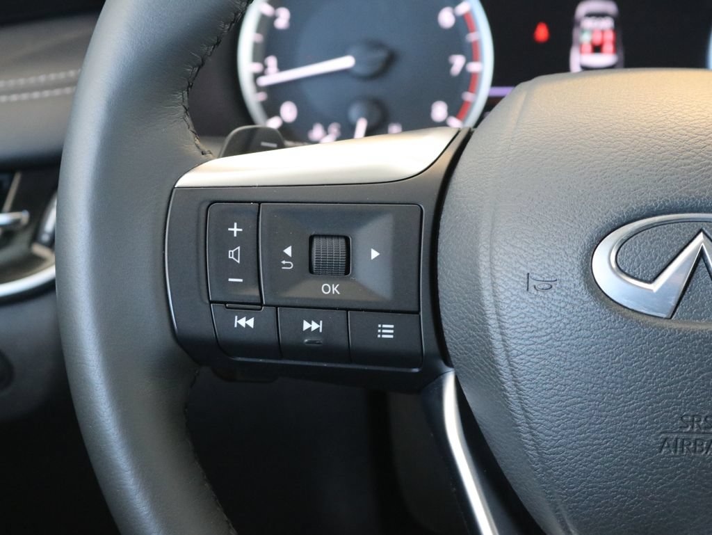 Certified 2025 INFINITI QX60 Pure AWD/4WD image 11