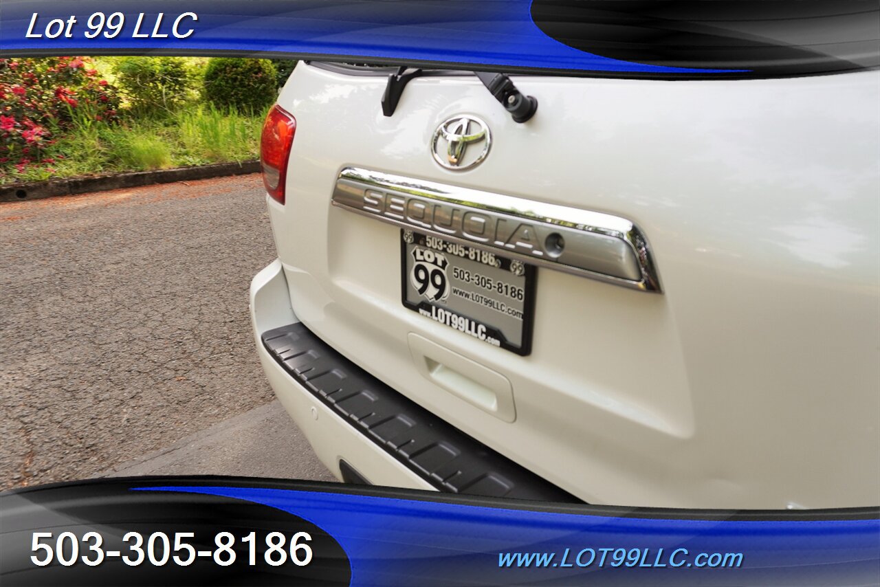 Used 2011 Toyota Sequoia Platinum AWD/4WD image 36