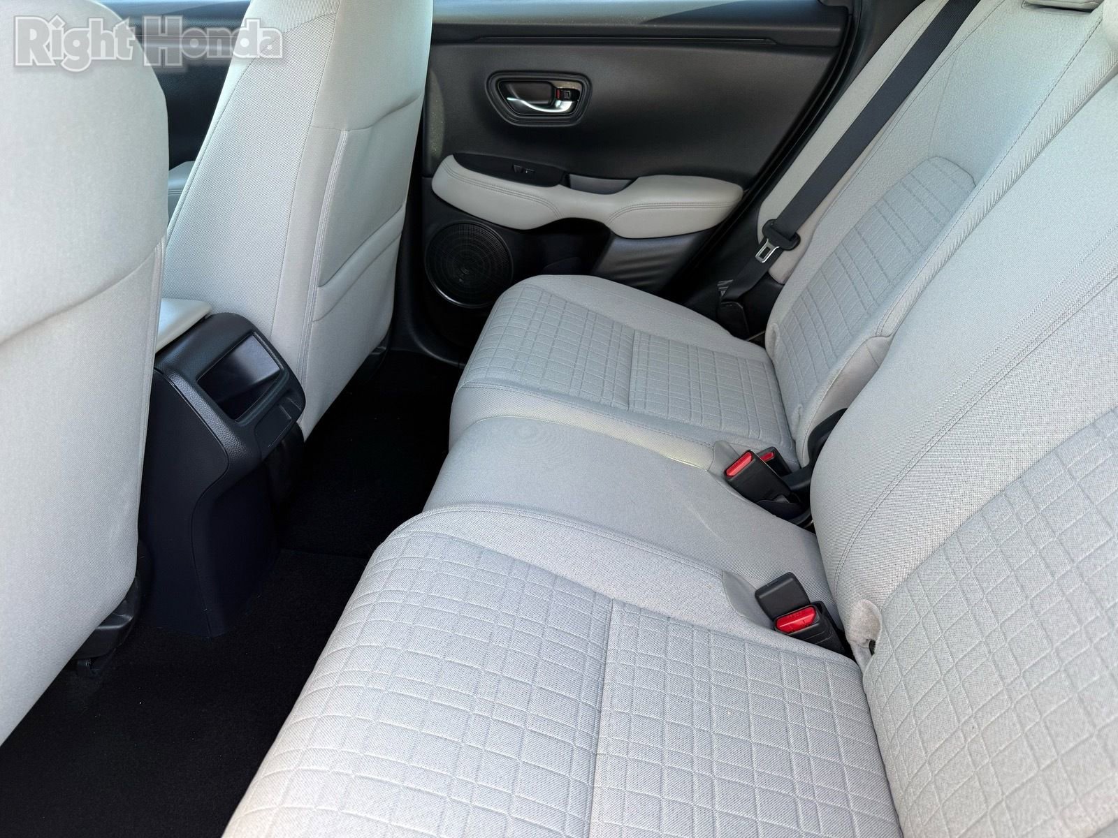 Used 2024 Honda HR-V LX image 28