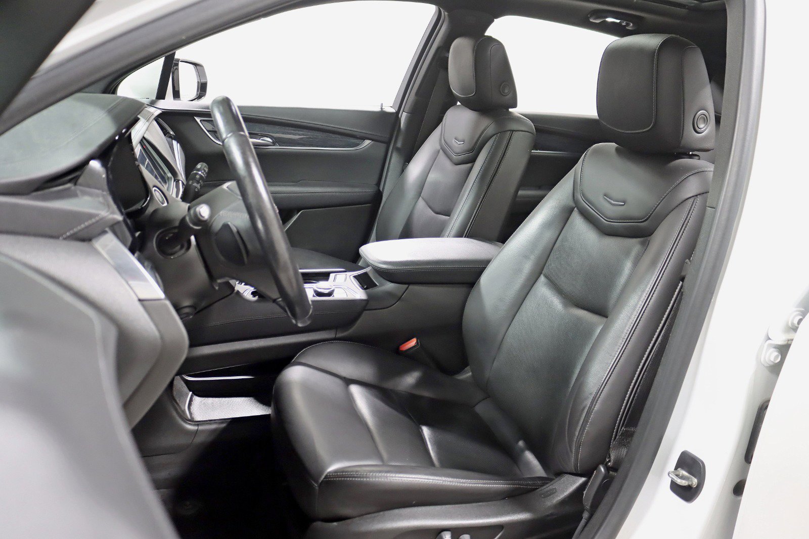 Used 2021 Cadillac XT5 Premium Luxury image 24