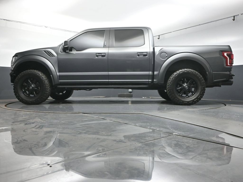 Used 2018 Ford F150 Raptor w/ Equipment Group 802A Luxury image 43