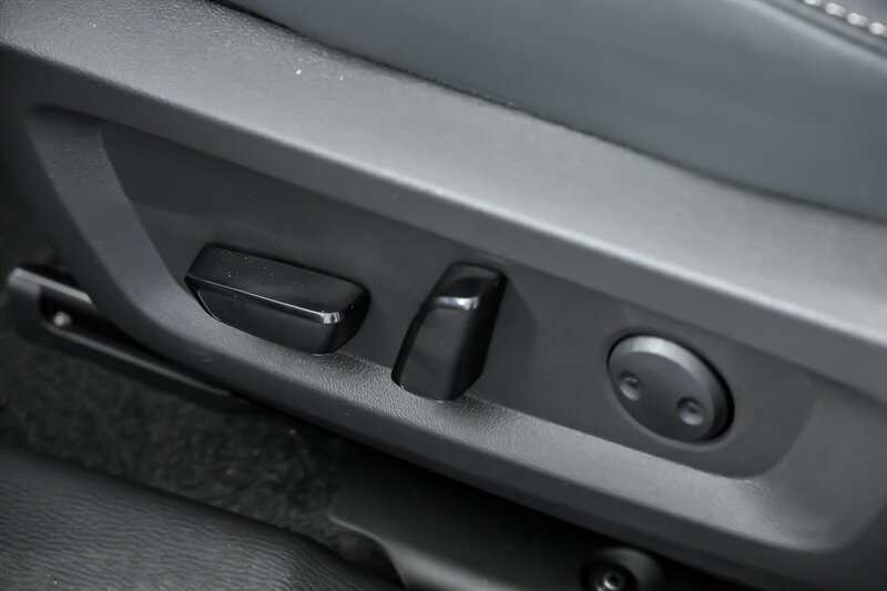 New 2025 Mitsubishi Outlander SE AWD/4WD image 17