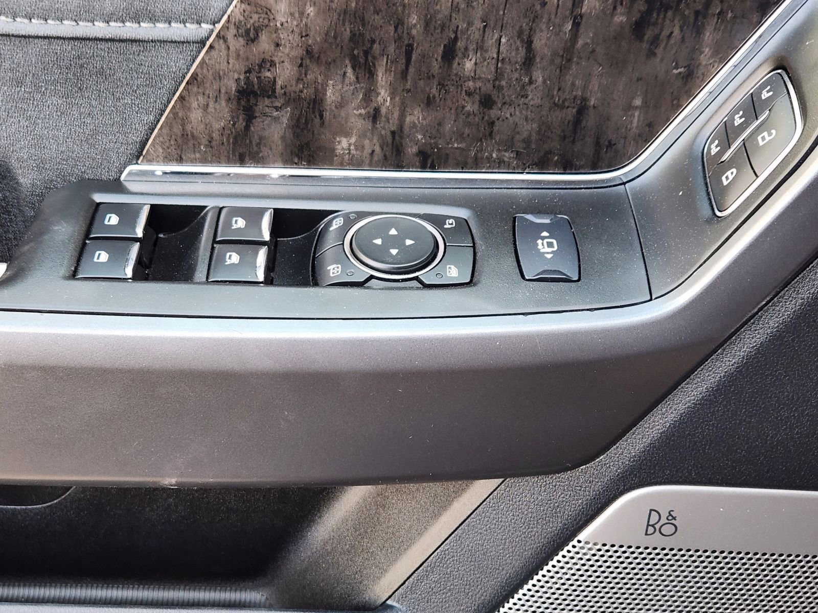 Used 2024 Ford F250 Lariat image 29