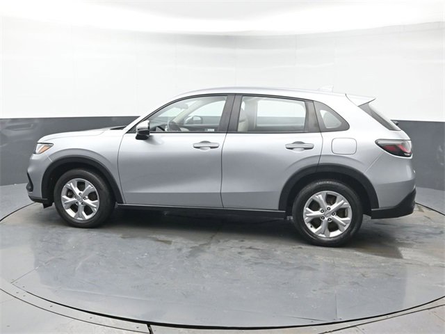 Used 2023 Honda HR-V LX image 3