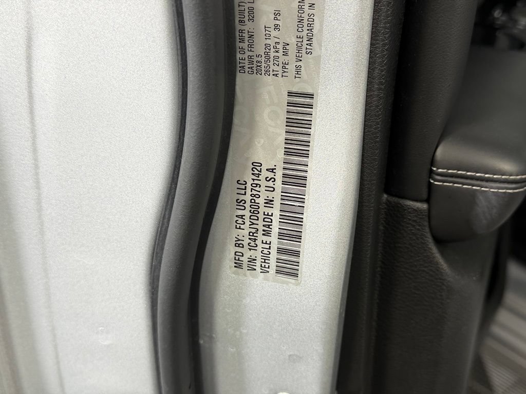 Certified 2023 Jeep Grand Cherokee Overland AWD/4WD image 23