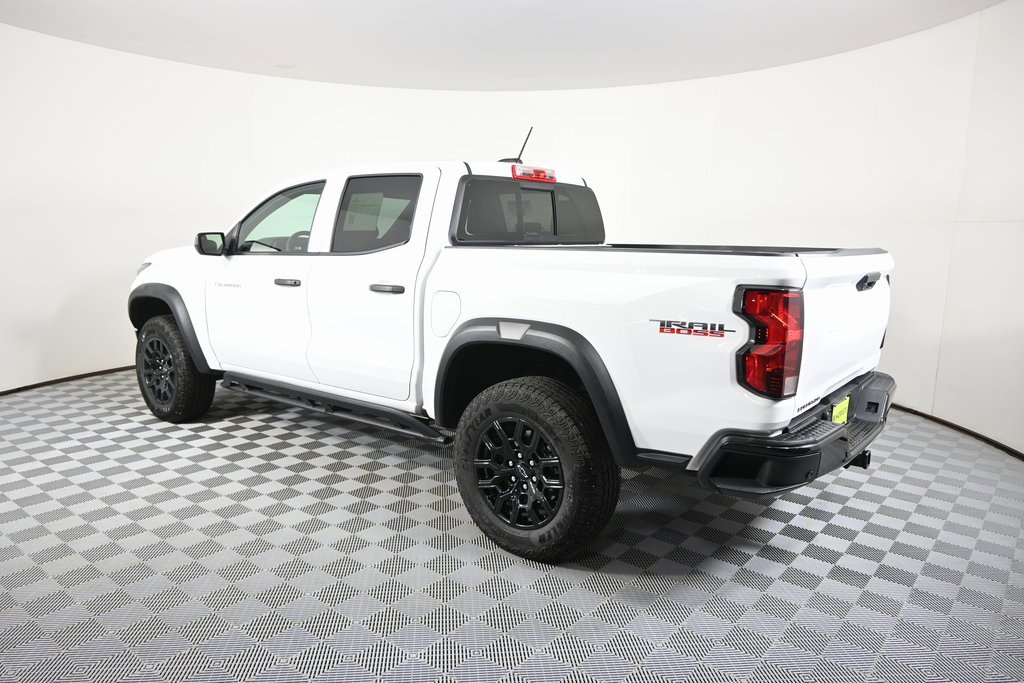Used 2024 Chevrolet Colorado Trail Boss w/ Advanced Trailering Package image 4