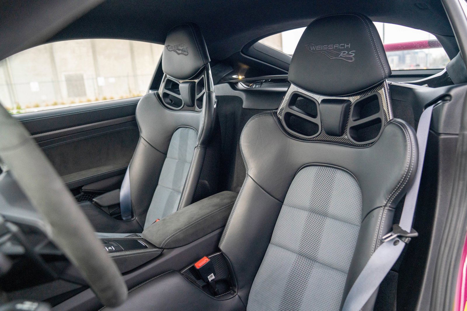 Certified 2025 Porsche 718 Cayman GT4 RS image 5