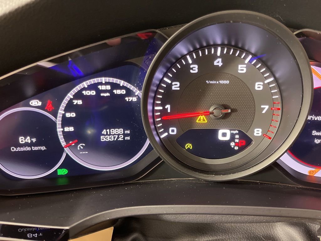 Used 2019 Porsche Cayenne image 34