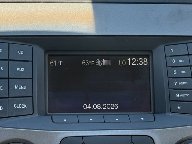 Used 2016 Ford Taurus SEL image 9