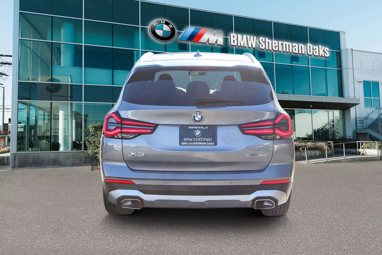 Used 2024 BMW X3 sDrive30i w/ Premium Package image 5