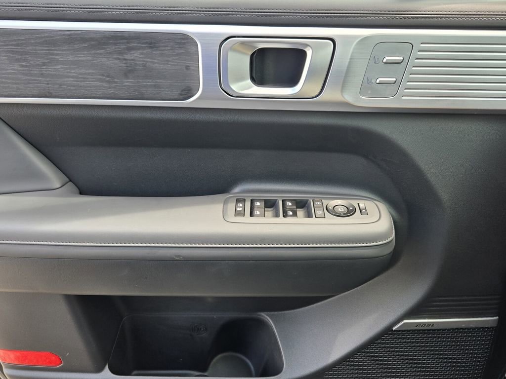 Certified 2026 Hyundai Santa Fe Limited image 31