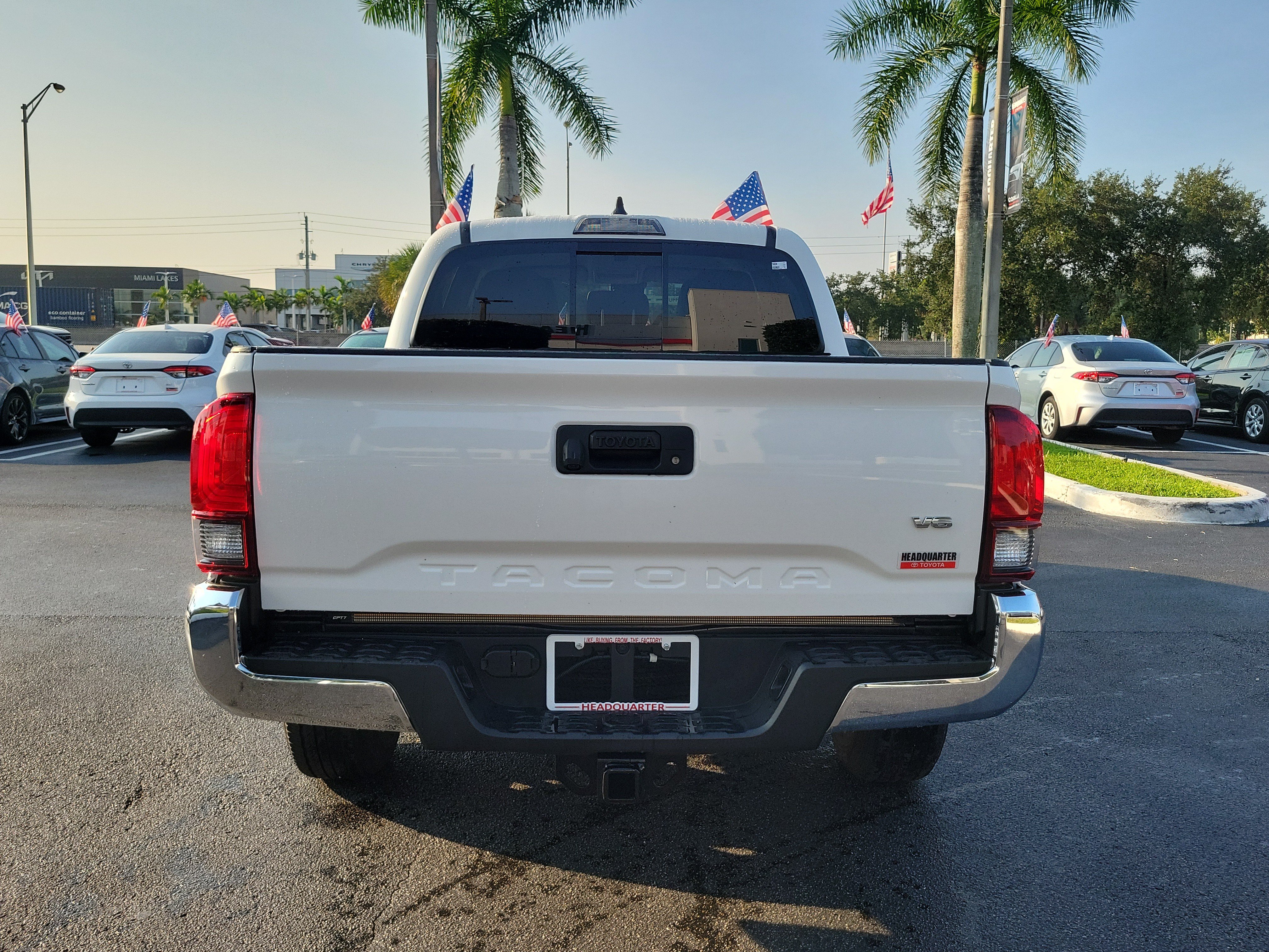 Used 2023 Toyota Tacoma SR5 RWD image 10