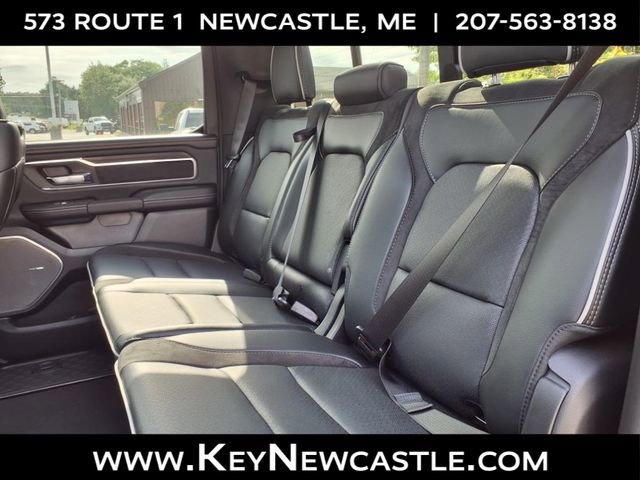 New 2025 RAM 1500 Laramie AWD/4WD image 15