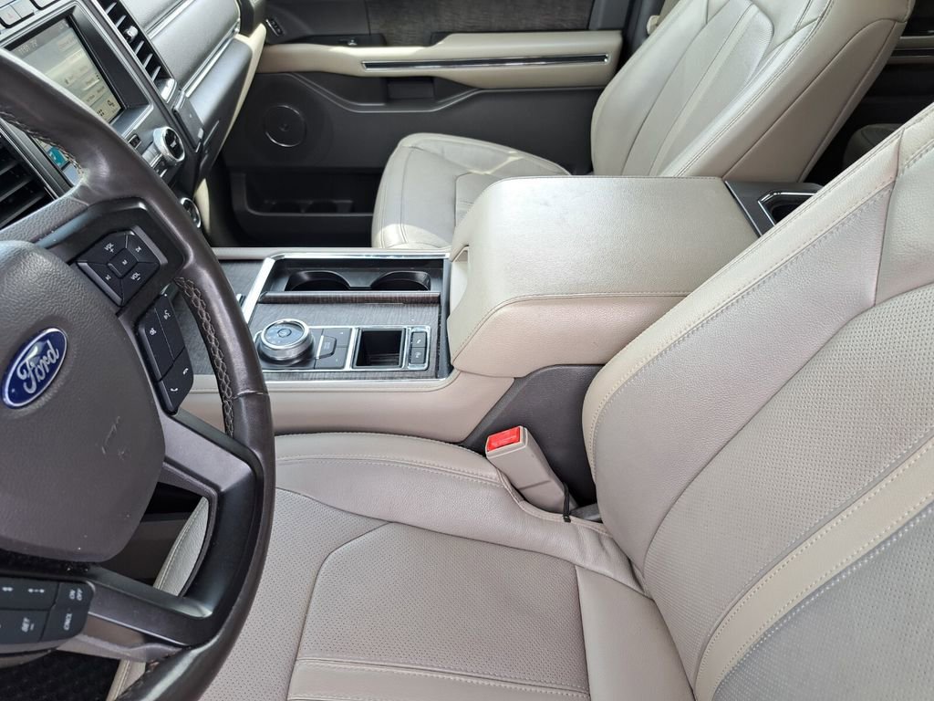 Used 2018 Ford Expedition Limited w/ Equipment Group 301A image 20