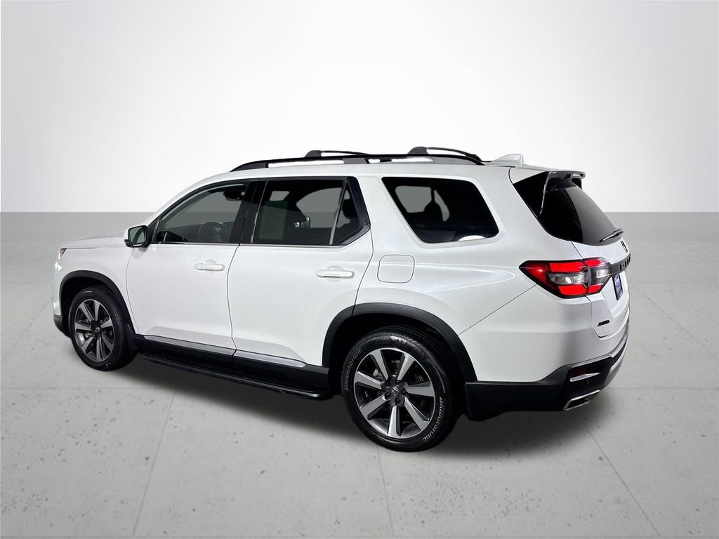 Used 2023 Honda Pilot Elite image 8