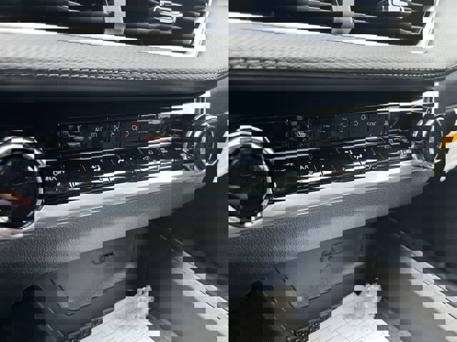 New 2026 Chevrolet Equinox LT w/ Convenience Package II image 11