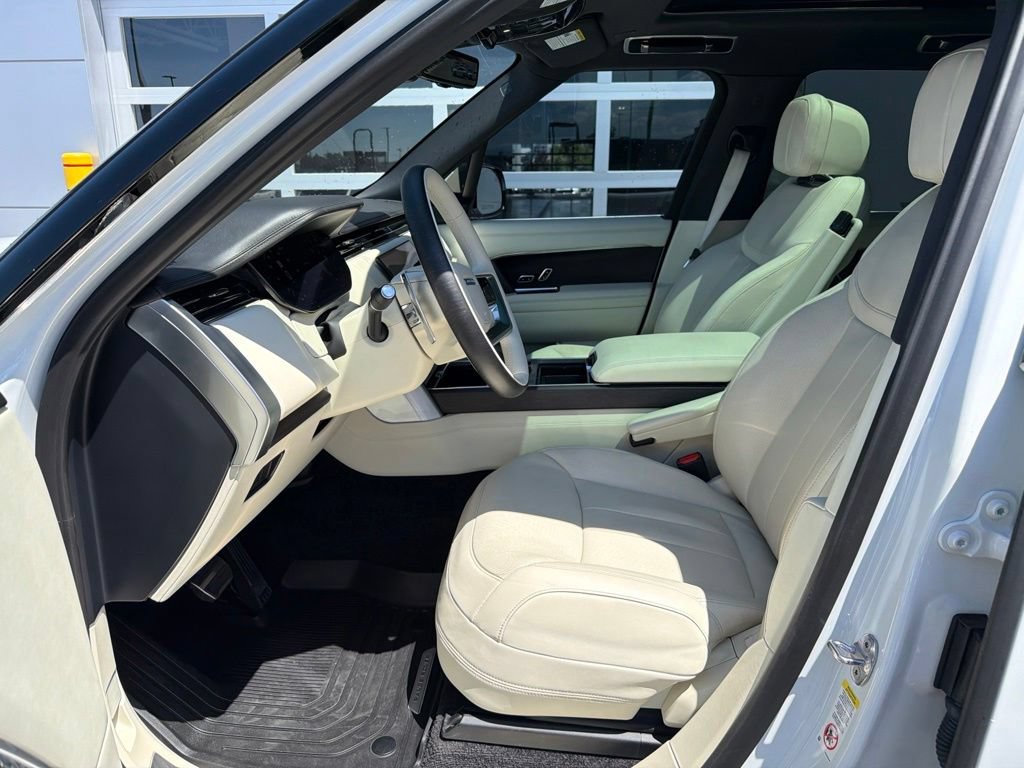 Used 2023 Land Rover Range Rover SE AWD/4WD image 13