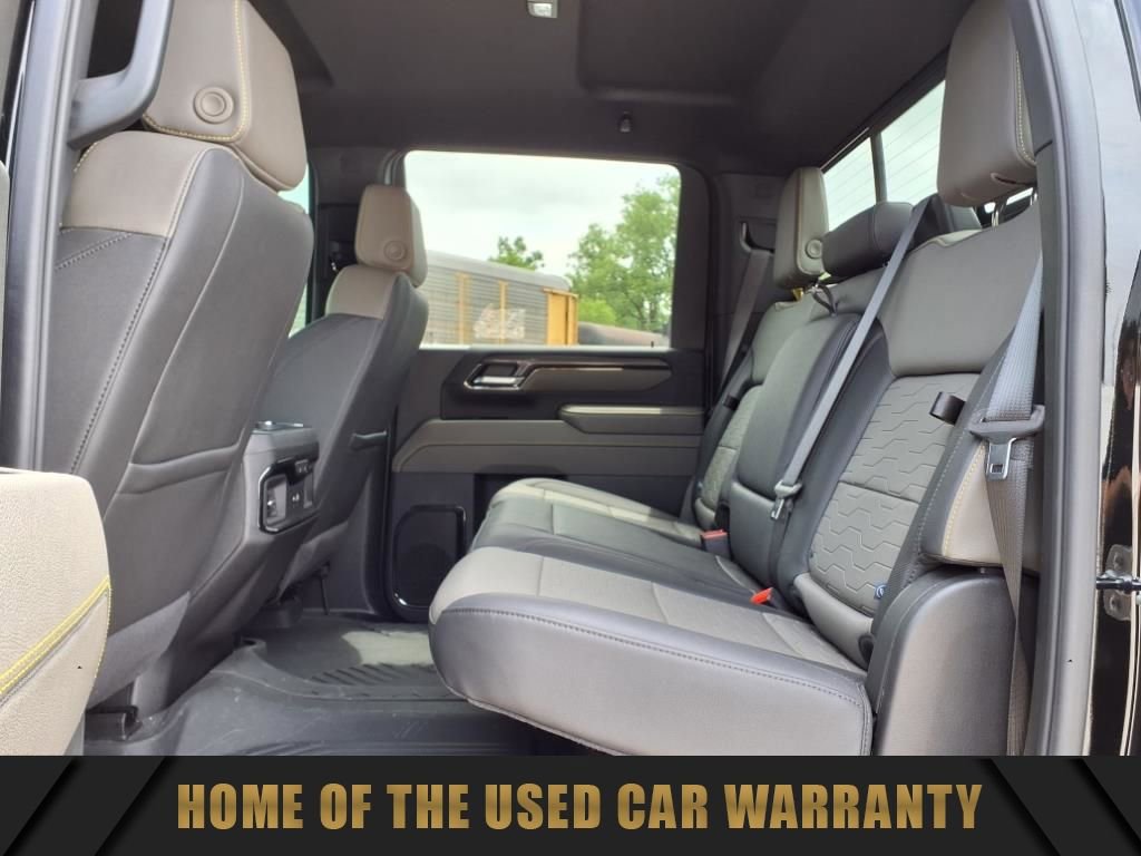 Used 2025 Chevrolet Silverado 2500 ZR2 AWD/4WD image 16