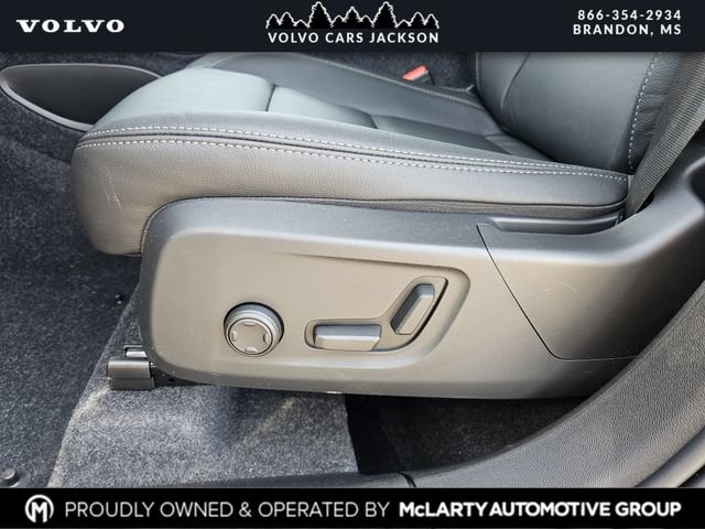 New 2026 Volvo XC40 B5 Core w/ Protection Package Premier AWD/4WD image 11