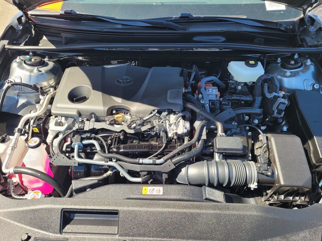 Used 2025 Toyota Camry SE w/ Convenience Package image 27