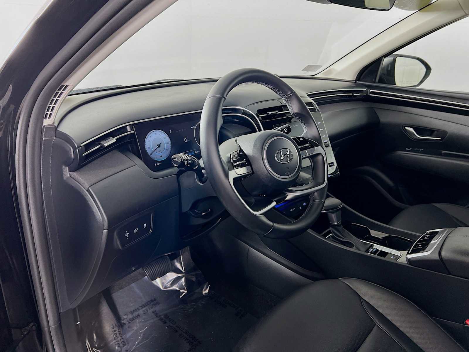 Certified 2023 Hyundai Tucson SEL w/ Convenience Package image 9
