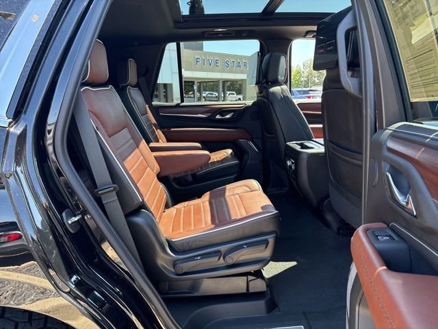 Used 2023 GMC Yukon Denali Ultimate AWD/4WD image 23