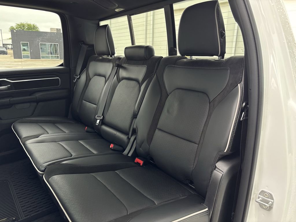 New 2026 RAM 1500 Laramie AWD/4WD image 27