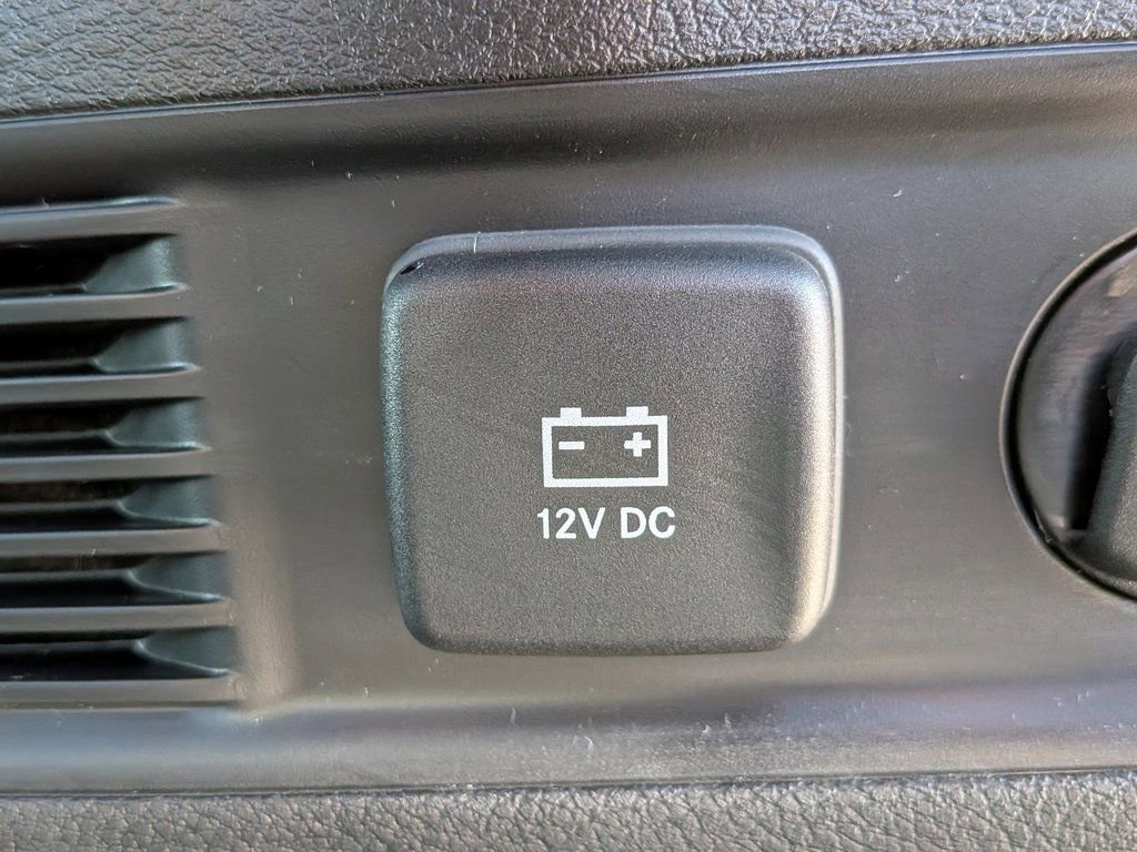 New 2026 Jeep Grand Wagoneer Summit image 8