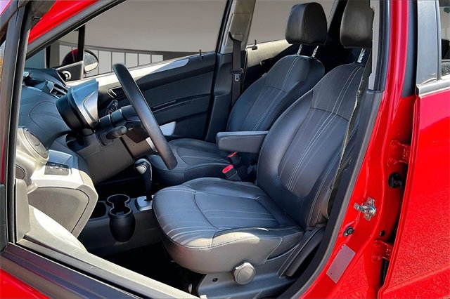 Used 2015 Chevrolet Spark LS image 19