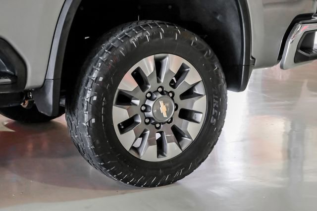 Used 2024 Chevrolet Silverado 2500 LT AWD/4WD image 60