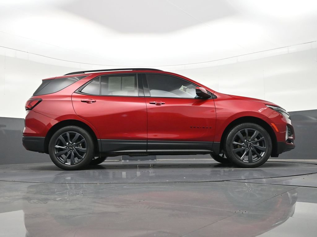 Used 2023 Chevrolet Equinox RS image 28