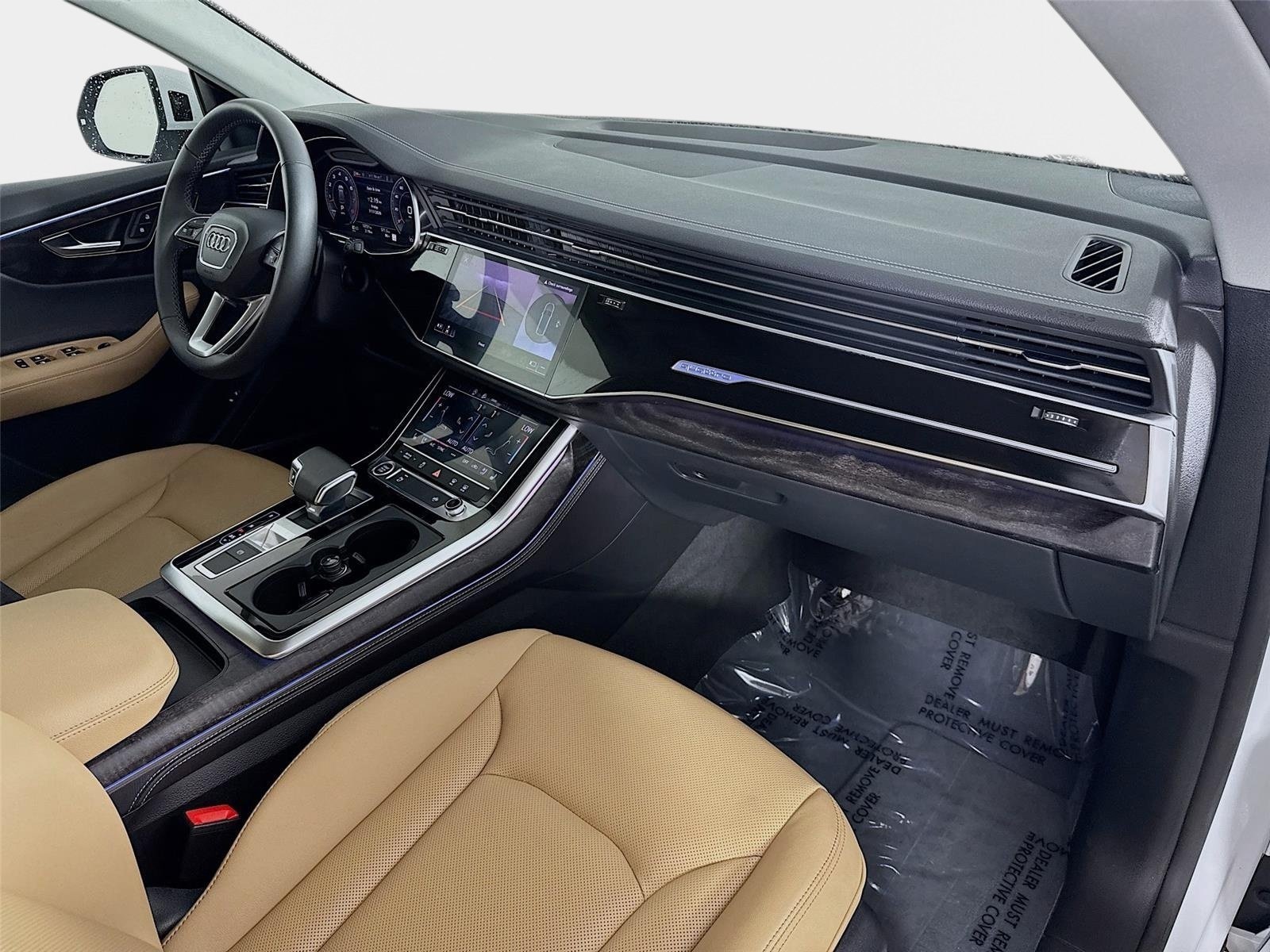 Used 2025 Audi Q8 Premium Plus AWD/4WD image 31