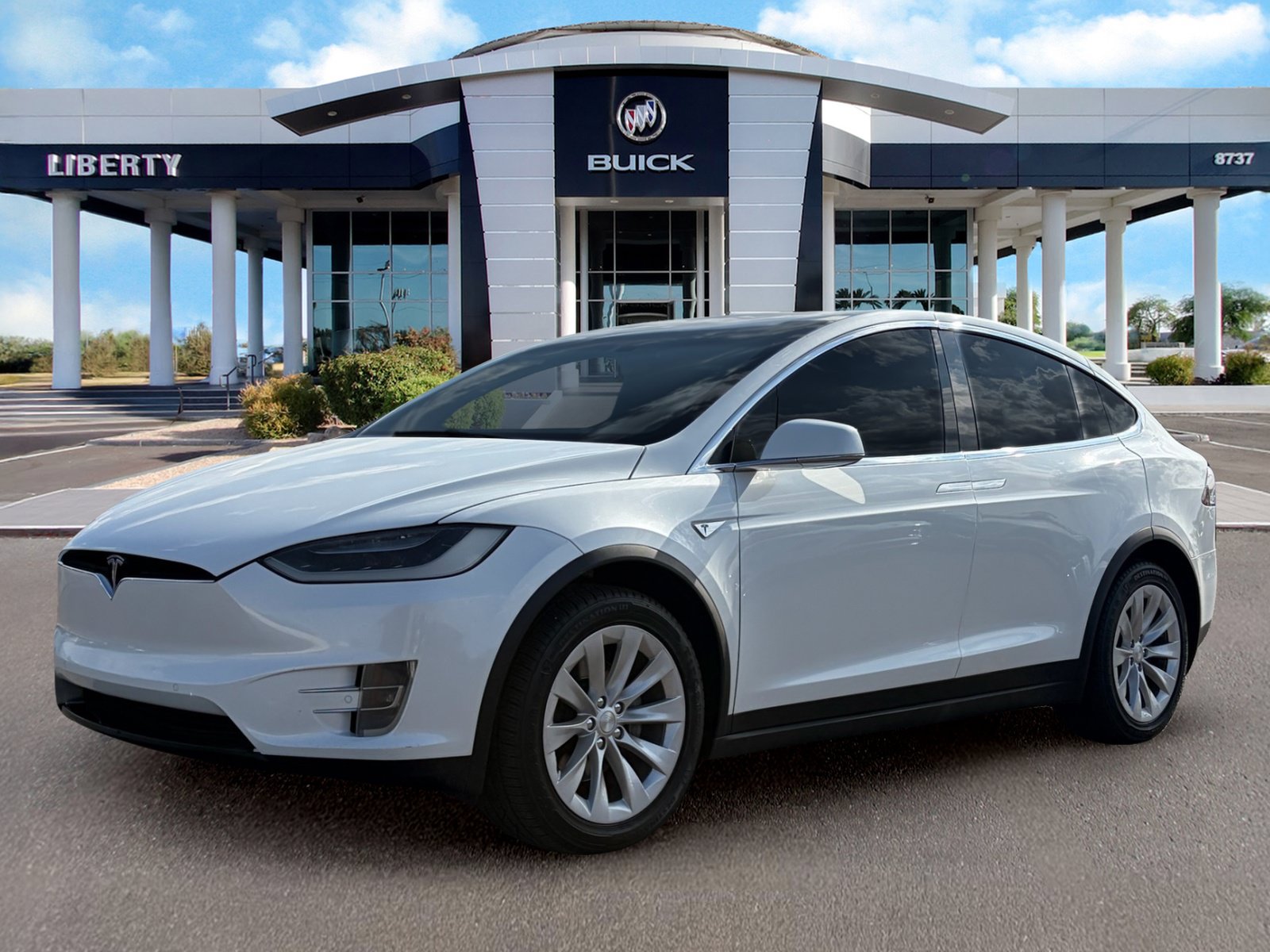 Used 2016 Tesla Model X 70D AWD/4WD image 6
