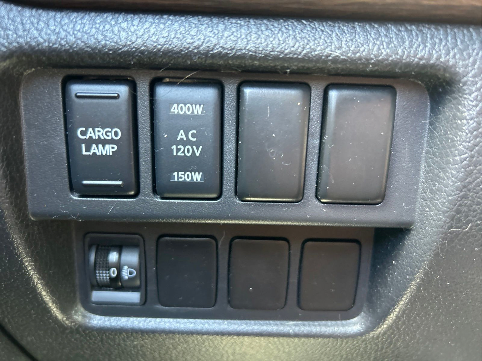 Used 2021 Nissan Titan Platinum Reserve w/ Moonroof Package AWD/4WD image 25