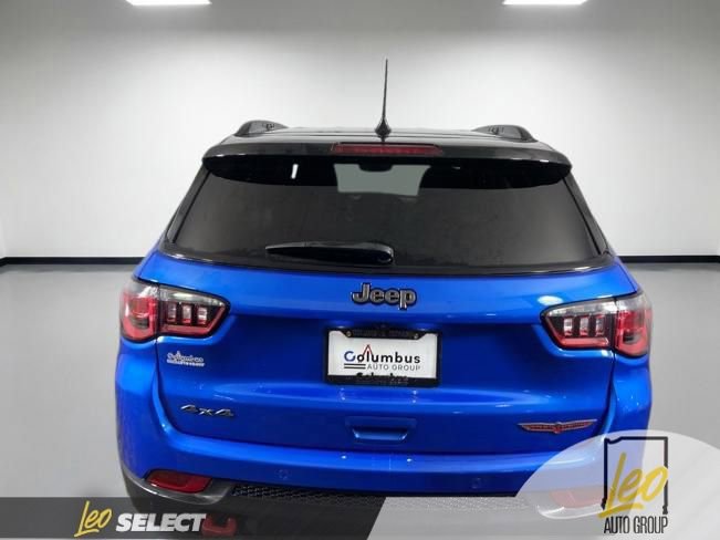 Used 2025 Jeep Compass Trailhawk image 10