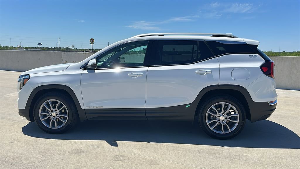 Used 2022 GMC Terrain SLT image 9