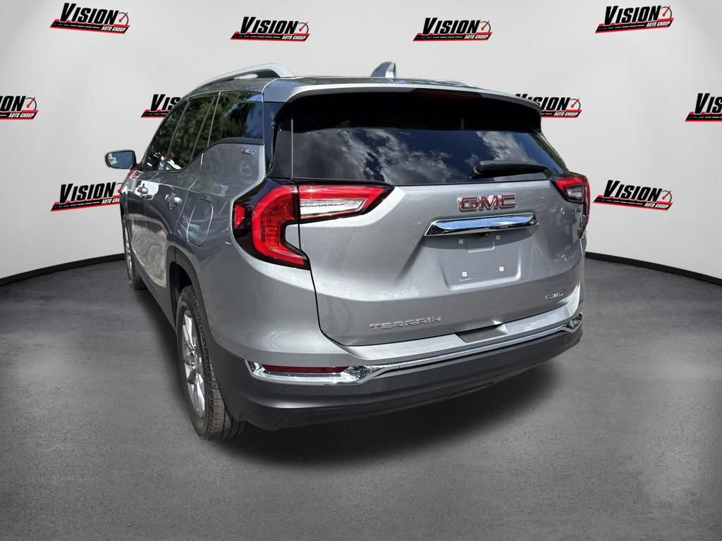 Used 2023 GMC Terrain SLT w/ LPO, Floor Liner Package AWD/4WD image 7