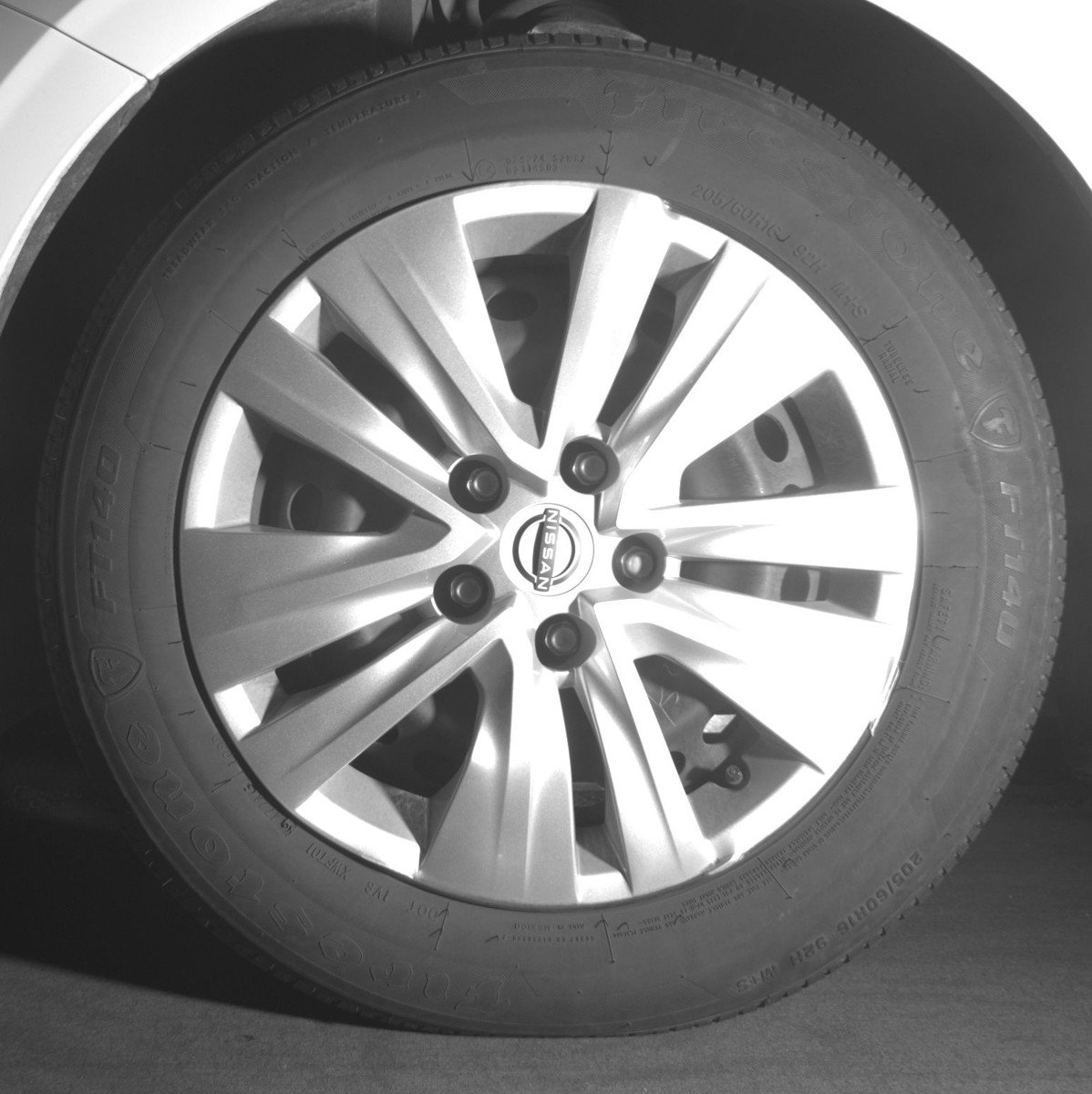 Used 2025 Nissan Sentra S image 12