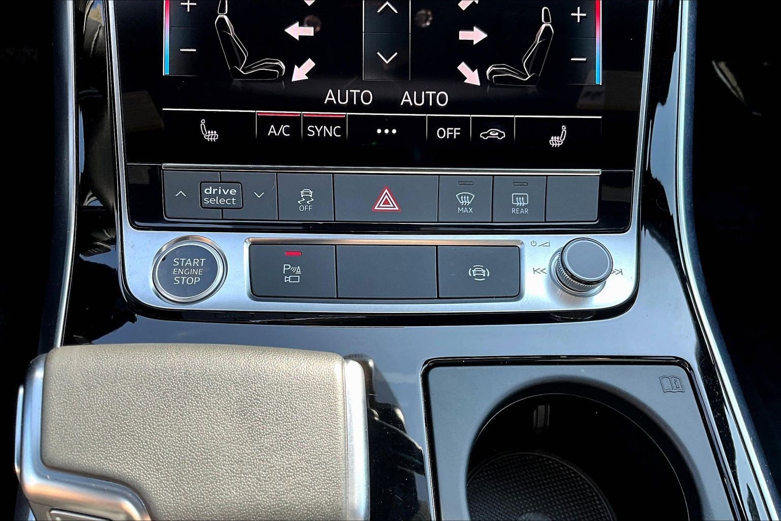 Used 2025 Audi Q7 3.0T Premium Plus image 15